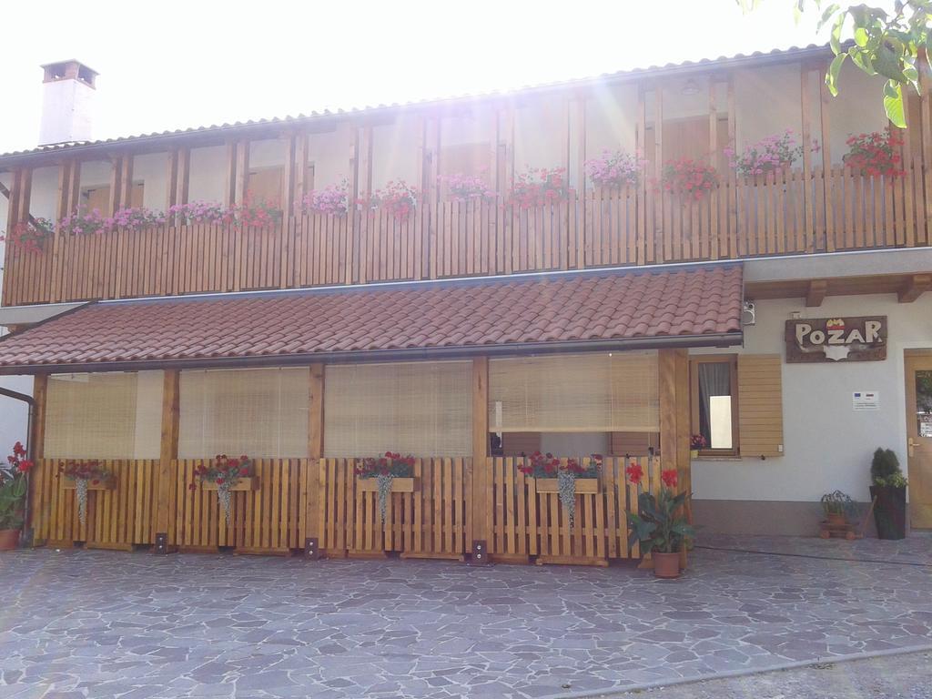 Turisticna Kmetija Pri Pozarju Villa Knezak Exterior photo